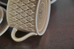 B&G JH クイストゴー　デザイン　リーフ柄　カップ・ソーサー&ケーキ皿　２セット　１