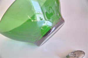 ガラス製のグリーンのカフェオレボウル　フランス製　４