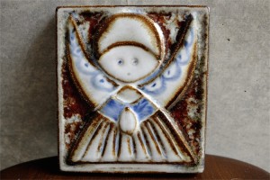 SOHOLM スーホルム　Noomi Backhausen （ノーミ バックハウゼン）デザイン　天使の陶板　１９７２年クリスマス製作　天使の陶板