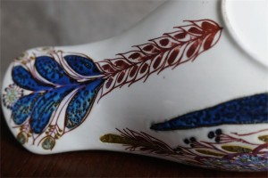 デンマーク　アルミニア社製　（Royal Copenhagen ﾛｲﾔﾙｺﾍﾟﾝﾊｰｹﾞﾝ）手彩色の青い鳥　Berte Jessenデザイン