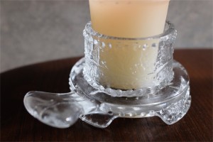 アメリカ　MOSSER GLASS （モッサーグラス）製　キャンドルホルダー　ヒイラギ柄　９