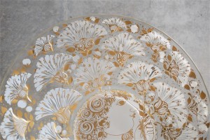 独１９７６年　ROSENTHAL（ローゼンタール社）製　ビョルン・ヴィンブラッドデザインのガラス飾り皿　３０００枚限定　２４