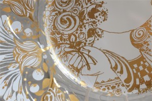 独１９７６年　ROSENTHAL（ローゼンタール社）製　ビョルン・ヴィンブラッドデザインのガラス飾り皿　３０００枚限定　２２