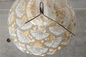独１９７６年　ROSENTHAL（ローゼンタール社）製　ビョルン・ヴィンブラッドデザインのガラス飾り皿　３０００枚限定　５