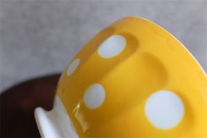 アンティークカフェオレボウル　その４７　フランス　ディゴワン＆サルグミンヌ製　「S」の刻印　No.４　黄色の水玉柄