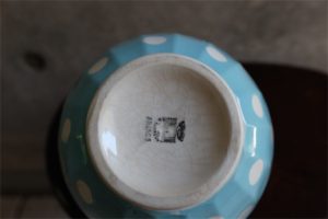 アンティークカフェオレボウル　その７２　フランス　DIGOIN＆SARREGUEMINES　（ディゴワン＆サルグミンヌ）製　古いタイプ　スカイブルー色の水玉柄