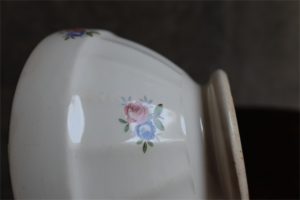 アンティークカフェオレボウル　その５８　フランス　DIGOIN（ディゴアン）社製　　小さな花束柄