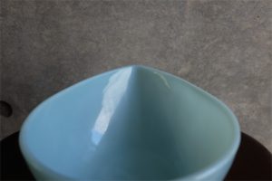 ファイヤーキング　ティアドロップ入れ子式ボウル　１９５６−５８の3年間のみ製造のターコイズブルー　小さい方から２つ目のサイズ