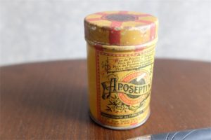 フランス製　筒型小さなアンティークブリキ（TIN）缶　Aposeptine 歯磨き粉or粉石鹸入れ　