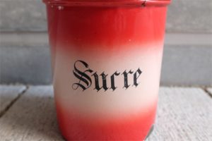 フランス製　Sucre（砂糖）入れ　アンティークホーローのキャニスター　朱赤色